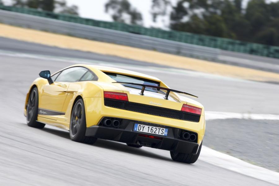  Lamborghini Gallardo LP570-4 Superleggera 2010 года  (фото 90 из 183)